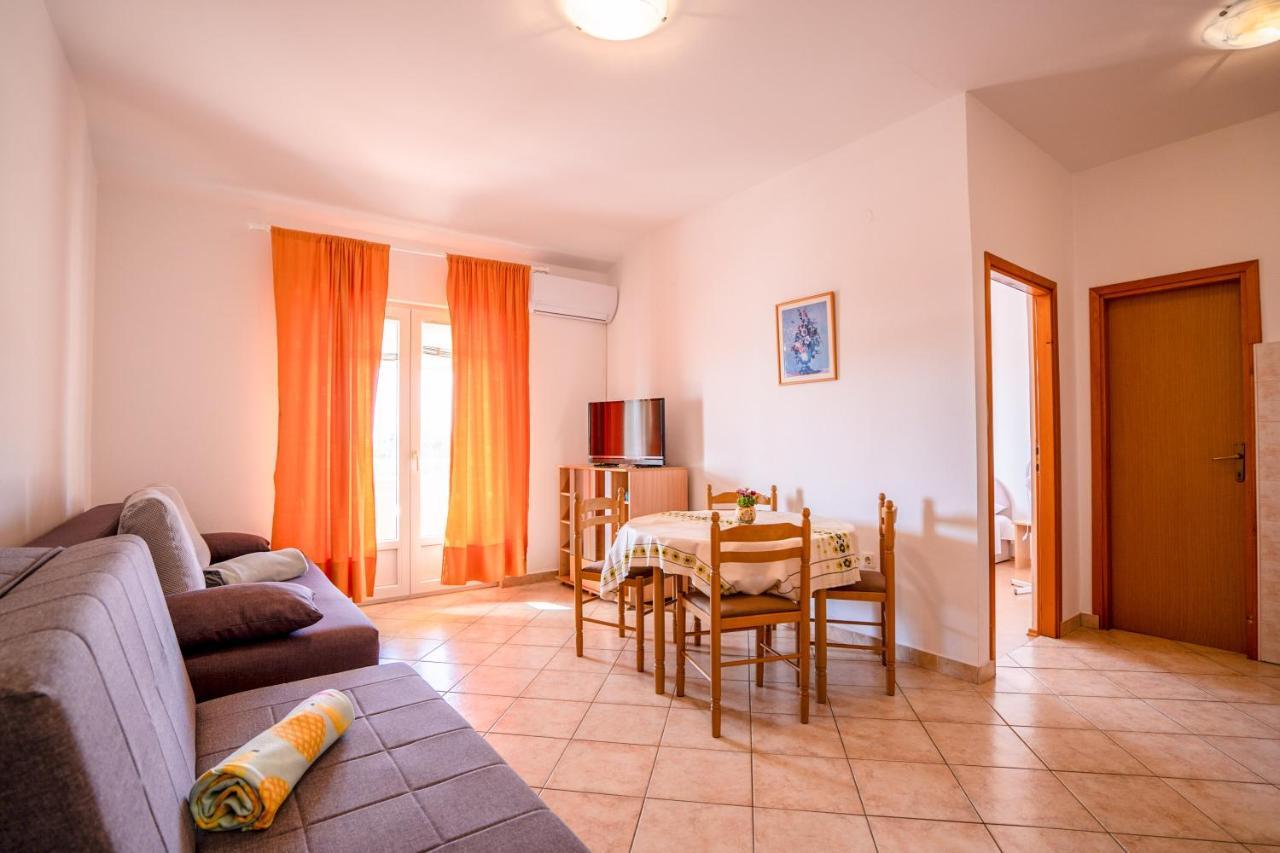 Apartments Valentin Privlaka  Kültér fotó