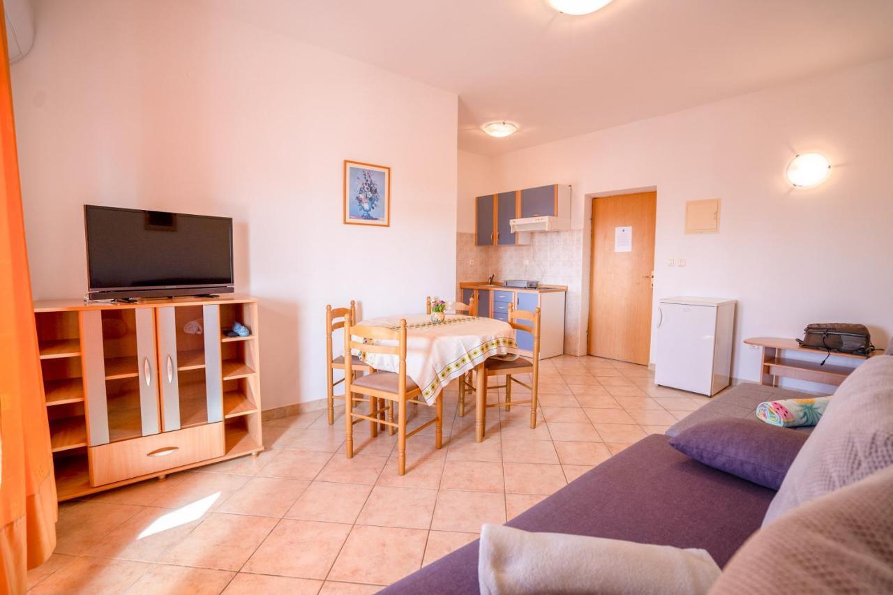 Apartments Valentin Privlaka  Kültér fotó