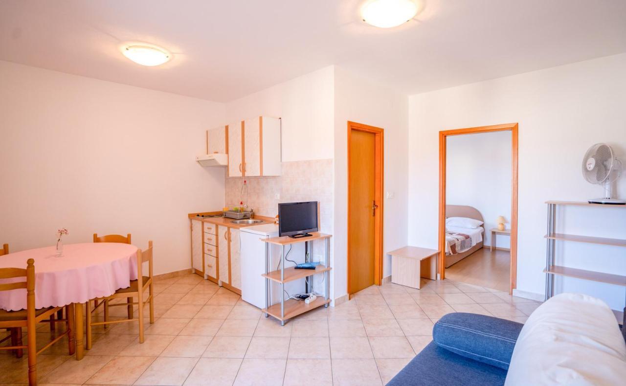 Apartments Valentin Privlaka  Kültér fotó